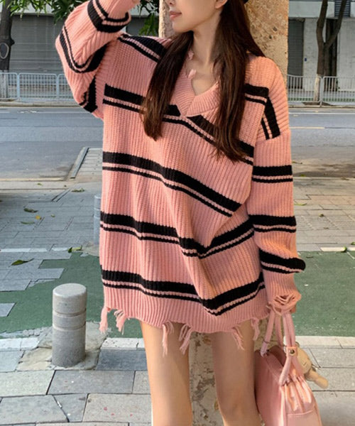 ダメージ加工Vネックボーダー柄ニット / 15335