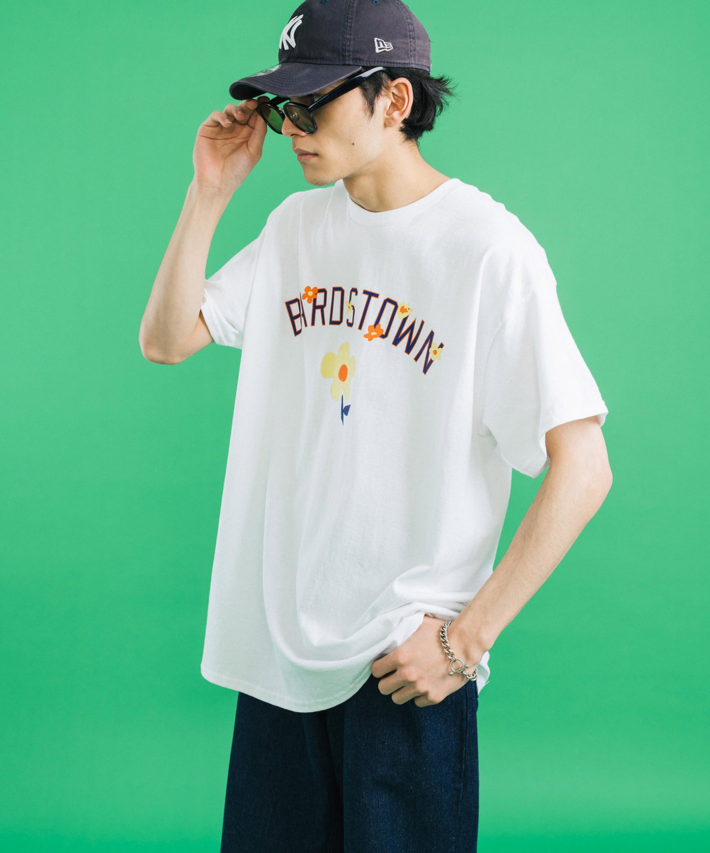 フラワープリントTシャツ