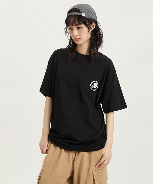 スポーツグラフィックプリントTシャツ