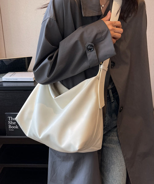 フェイクレザーショルダーバッグ / 15755